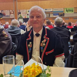 Unser Ehrenveteran Edi Wüest noch "ungeschmückt"